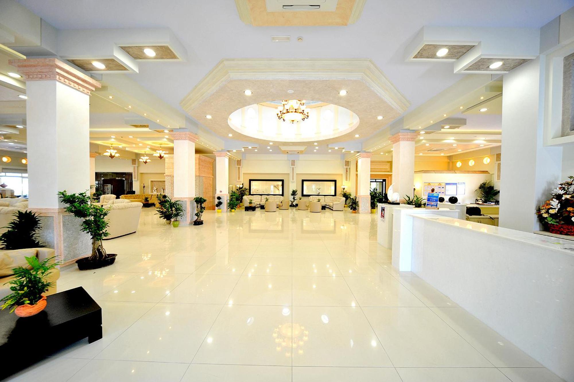 Gaia Palace Marmári Kültér fotó