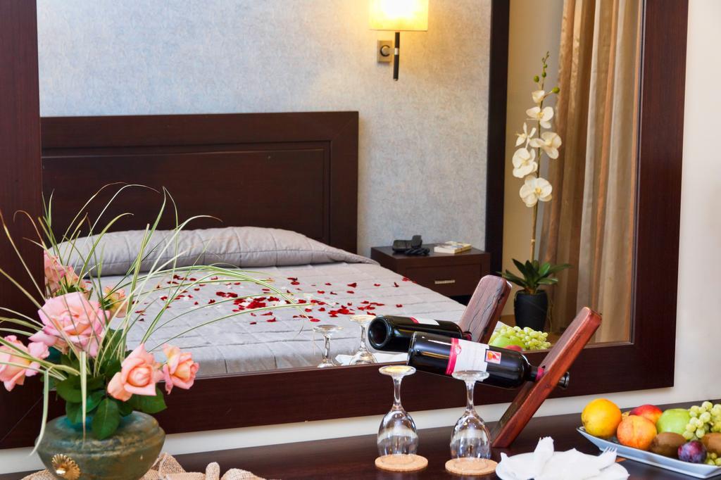 Gaia Palace Marmári Kültér fotó